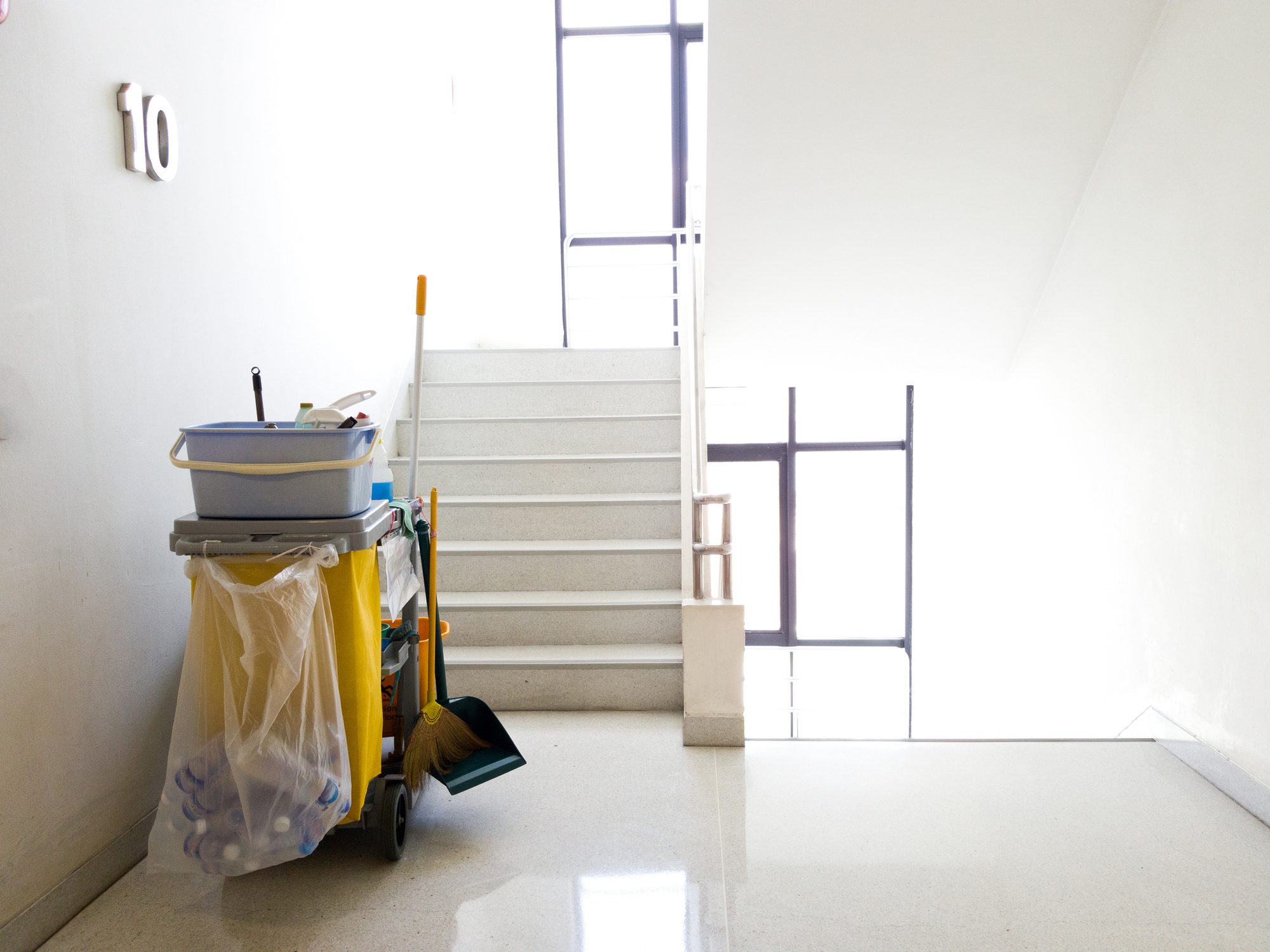 commercial-cleaning-office-cleaning-school-cleaning-janitorial-services-chicago-chicagoland