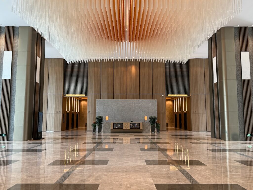 clean bank lobby professional commercial cleaning financial institution